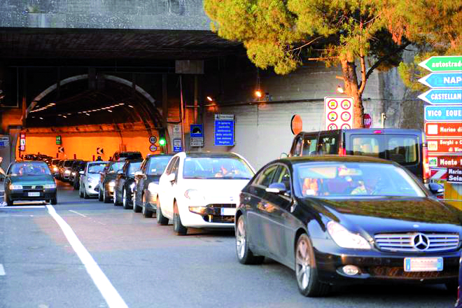 Galleria di Seiano, proposta da Vico Equense: «Alziamo il limite di  velocità». Vertice con Anas e Polstrada – Metropolisweb