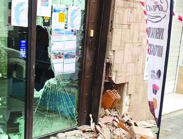 Vico Equense, bancomat rubato: colpo da 30mila euro, caccia alla gang - Vimarsana News