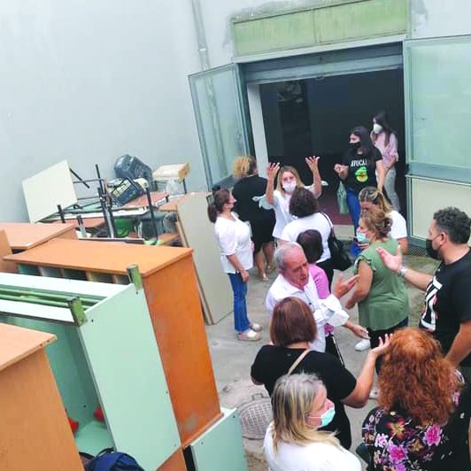 Gli alunni senza scuola studiano nel seminterrato, proteste a San Giuseppe Vesuviano - Vimarsana News
