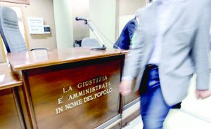 In manette un 28enne di Castellammare: è accusato di 13 furti