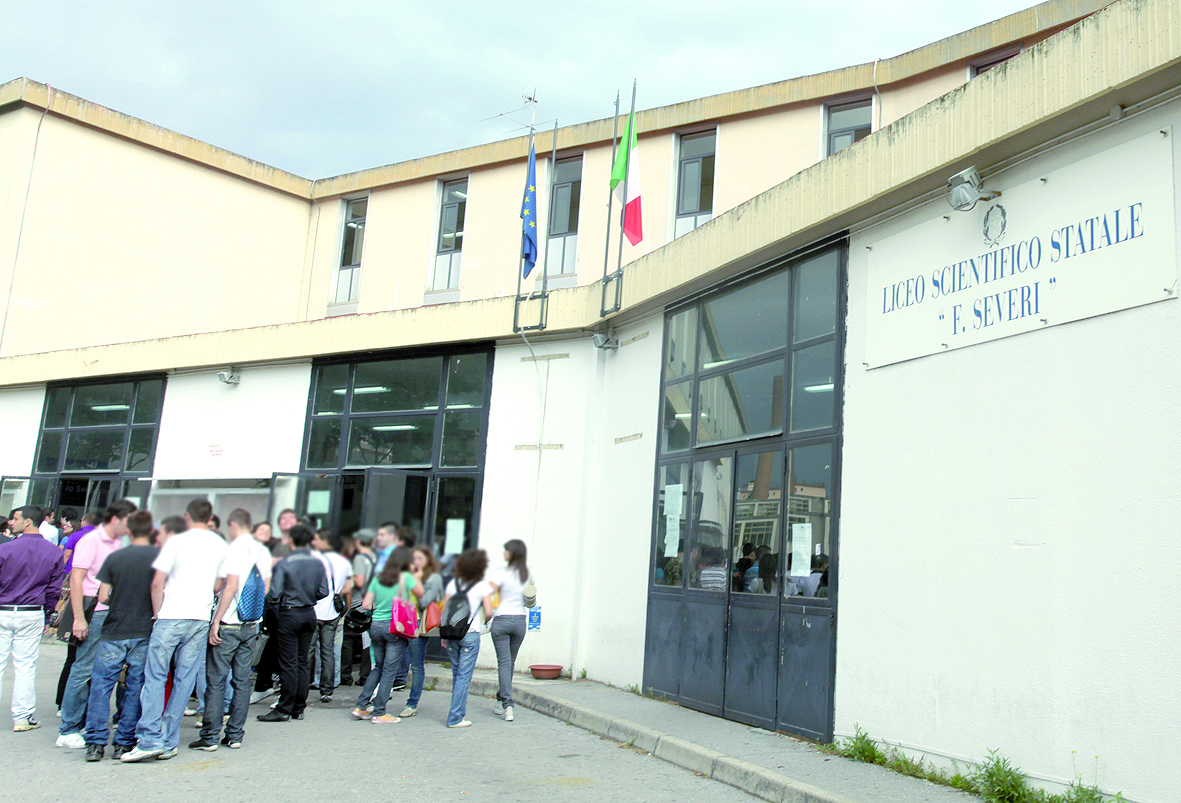 Castellammare, sfida oratoria tra avvocati al Liceo Severi - Metropolisweb