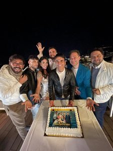 Sorrento, Sal Da Vinci e il suo cast festeggiano in città il successo dell’ultimo tour