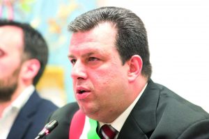 Inchiesta elezioni 2016, tutti assolti. L’ex sindaco di Vico Equense: «Non ero un abusivo»