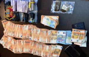 Il bottino dei narcos era nascosto in hotel, inchiesta sull’affare droga nel Vesuviano