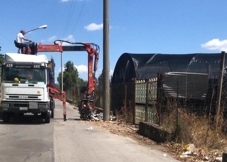 Boom di roghi di rifiuti tra Boscoreale e Terzigno: via al piano per le bonifiche