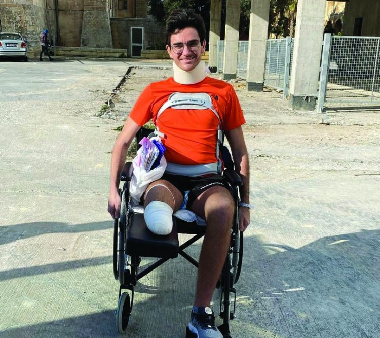 Torre del Greco. La storia di Enzo, rimasto senza gamba dopo un incidente: raccolta fondi per le protesi