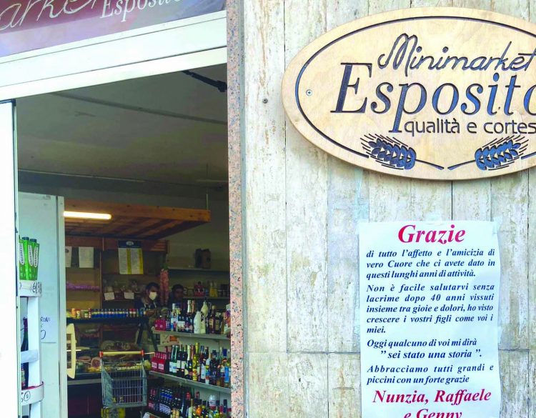 Dopo 40 anni chiude la storica salumeria Esposito a Ottaviano
