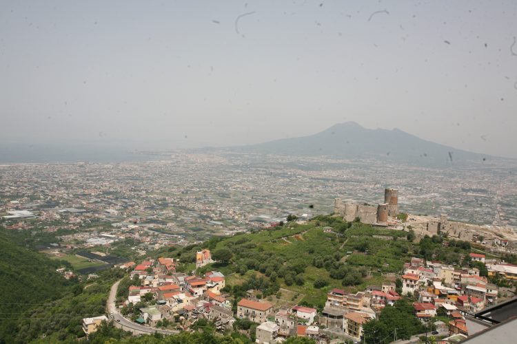 Città Metropolitana di Napoli, via a 1400 assunzioni