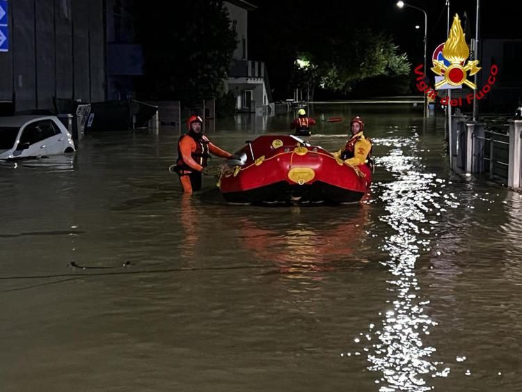 Alluvione nelle Marche, almeno 8 morti e 4 dispersi