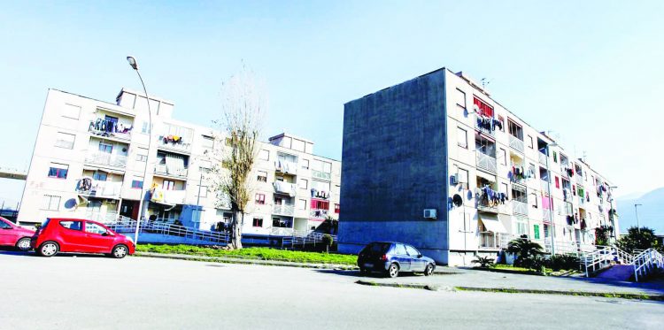 Castellammare. Case popolari occupate da abusivi, 71 famiglie a rischio sgombero