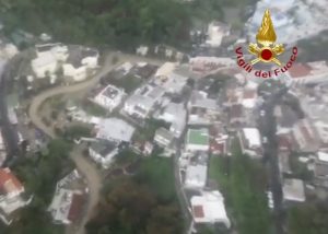 Alluvione a Casamicciola: almeno 100 isolati, senza acqua e luce