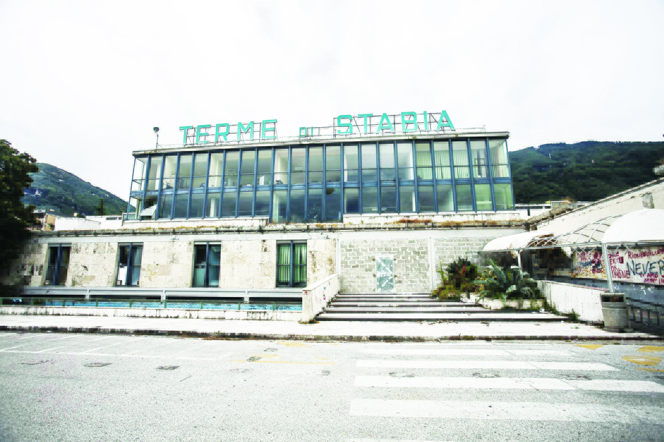 Castellammare. Nuovo ospedale, cantiere fantasma: gli operai hanno lavorato solo 3 giorni