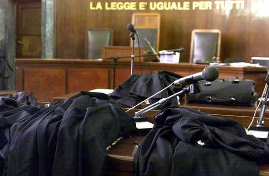 Maxi processo ai clan di Torre Annunziata: in aula il nodo delle intercettazioni