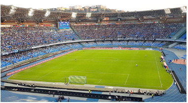Le leggende di Jorit, i campioni del Napoli in un murale allo stadio
