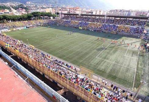 Juve Stabia, una notte da Leone. Il club vuole blindarlo