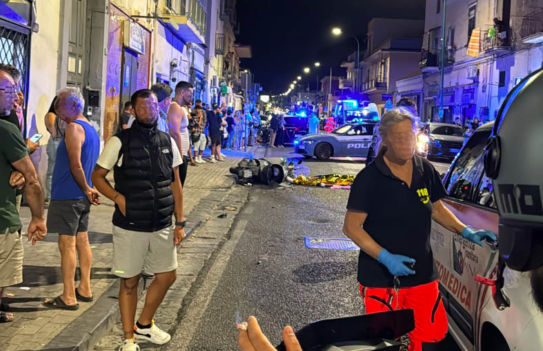 Tenta di scippare una turista: arrestato e rilasciato