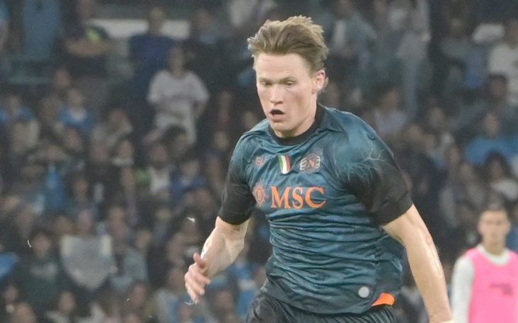 Il campionato falsato: la farsa di Bastoni, i regali all’Inter e i torti al Napoli