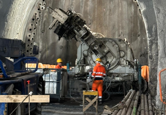 Castellammare, Il pentito vuota il sacco: «Così i D’Alessandro avevano le soffiate sugli appalti»