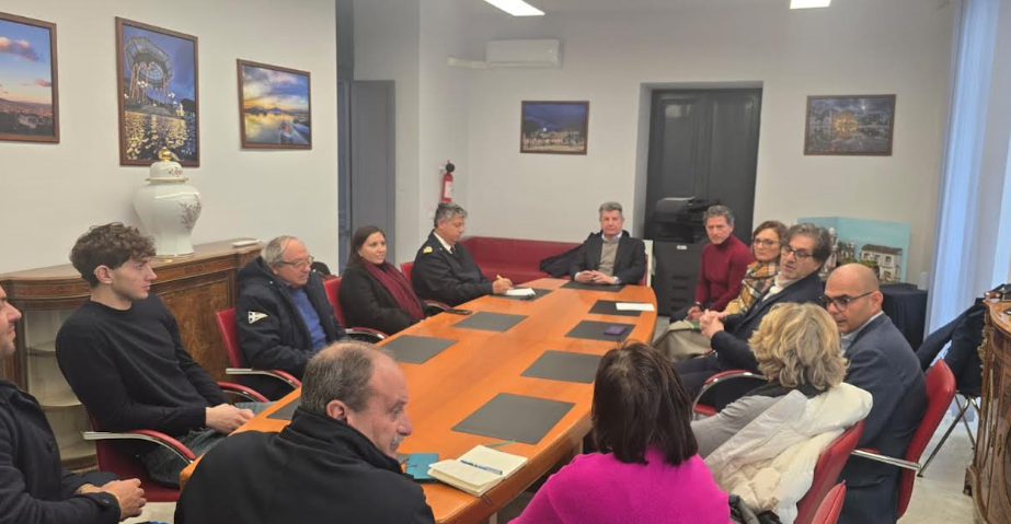 Castellammare. Traversata delle Sirene: il 19 aprile torna la regata che  unisce mare, sport e territorio - Metropolisweb