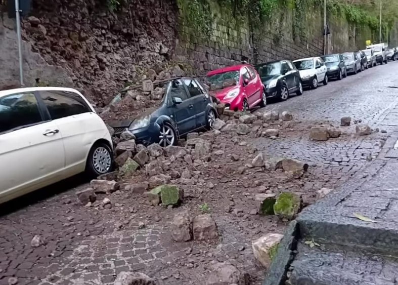 Fiume Sarno. Caso Campania in commissione: «Alluvioni causate dall’impermeabilizzazione selvaggia»