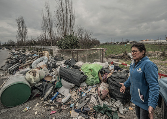 Dati sanitari condivisi e lezioni nelle scuole: medici, istituzioni e associazioni fanno rete per il dramma della Terra dei Fuochi