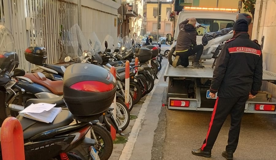 Torre Annunziata, raddoppiano gli ispettori. Ascoltati l’ex comandante e l’ex segretaria