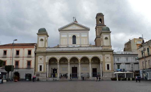 Il Giraud stracolmo omaggia Domenico. In campo il Savoia recupera il match contro il Nissa (1-1)