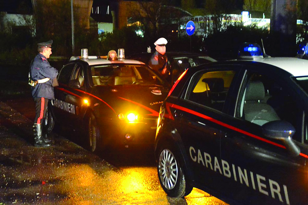 Paga un corriere con soldi falsi, il lavoratore se ne accorge e viene pestato: arrestato 33enne a Trecase