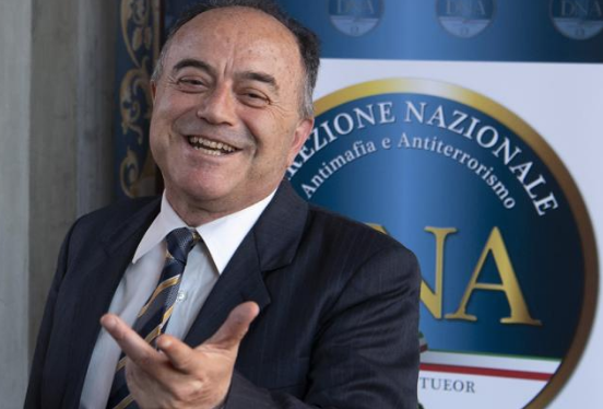 Giustizia, lo strappo delle 51 toghe. Il «caso Gratteri» spacca la magistratura