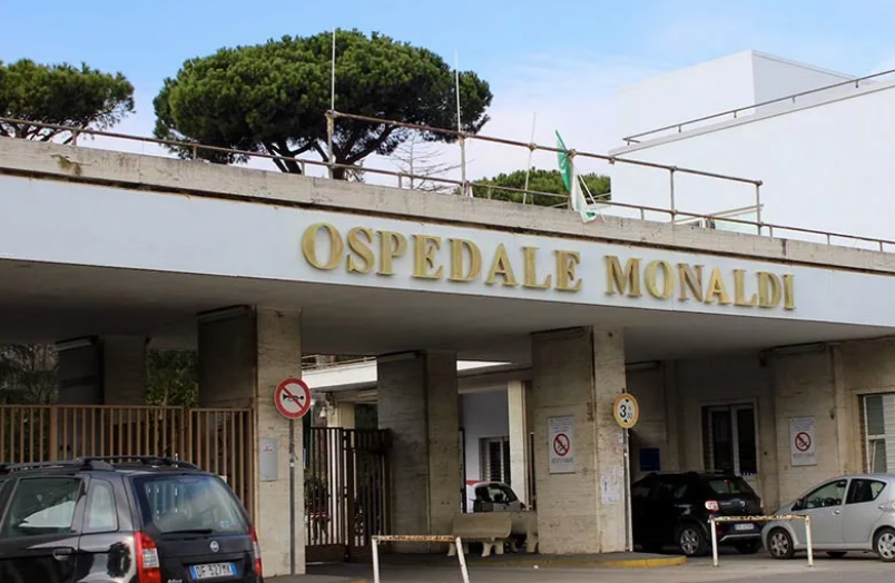 Alta Tensione All ospedale Monaldi Di Napoli La Sorella Di Un Paziente Alta Tensione All ospedale Monaldi Di Napoli La Sorella Di Un Paziente
