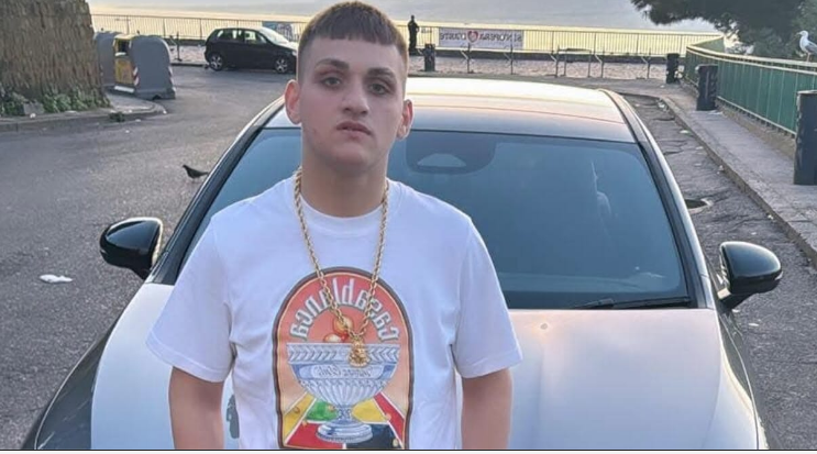 VIDEO | Stanato il boss latitante Roberto Mazzarella, si nascondeva in un resort da mille euro a notte