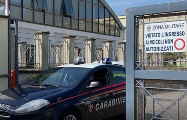 Sequestrato un carico di droga a Poggiomarino: 27 chili di hashish nascosti nel bagagliaio di un’Alfa Romeo