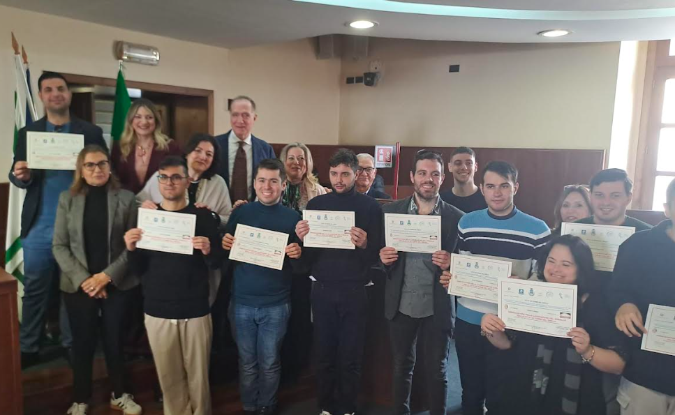 Sorrisi blu, a Giugliano una serata di inclusione che emoziona la città