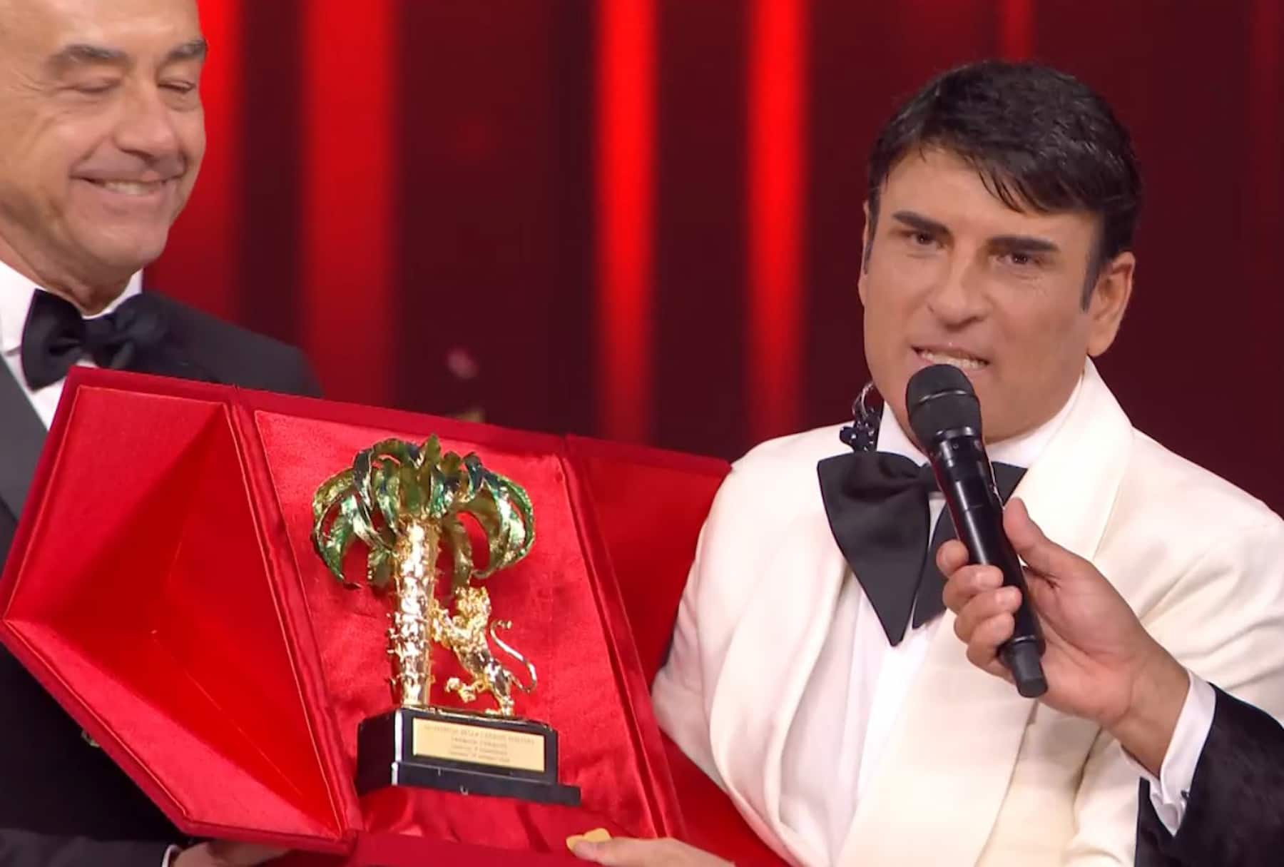 Simeone segna e imita il ballo di Sal Da Vinci