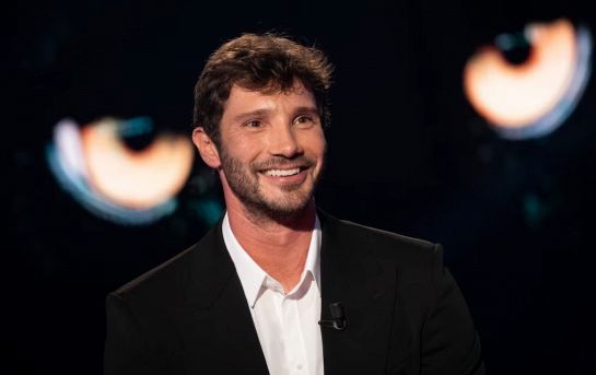 Sal Da Vinci: «Felice per De Martino, Napoli nel posto che merita»