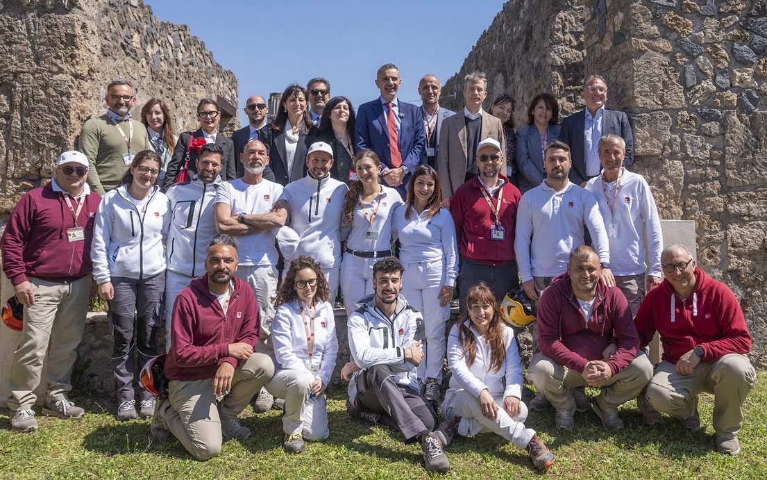 Pompei. Falso allarme bomba, evacuato il liceo Pascal