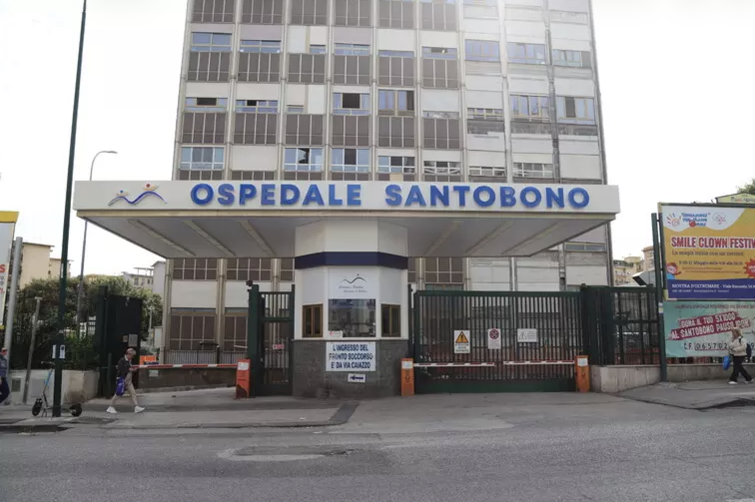 Precipitano in un burrone, 4 persone vive per miracolo