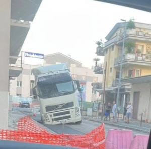 Sprofondano le strade a Poggiomarino
